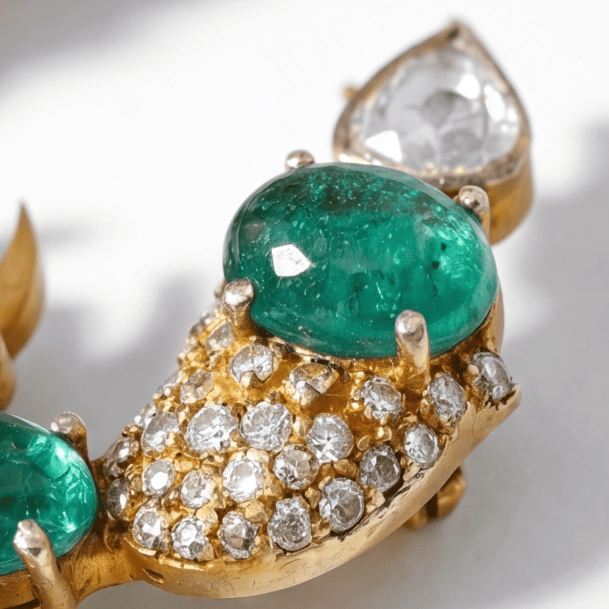 Scorpion Majesty Brooch