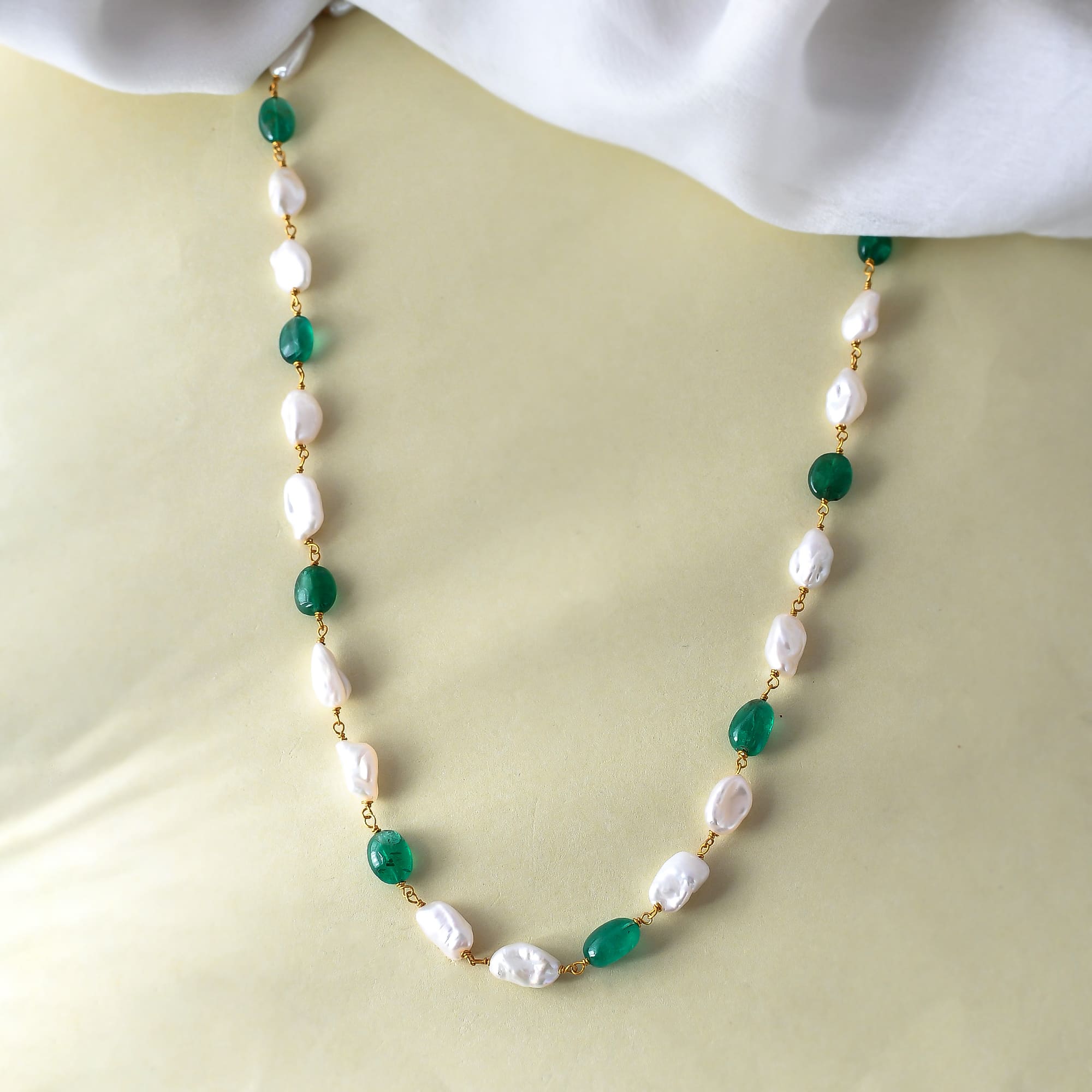 Emerald Pearl String Necklace (22k Gold) (22 Inches)