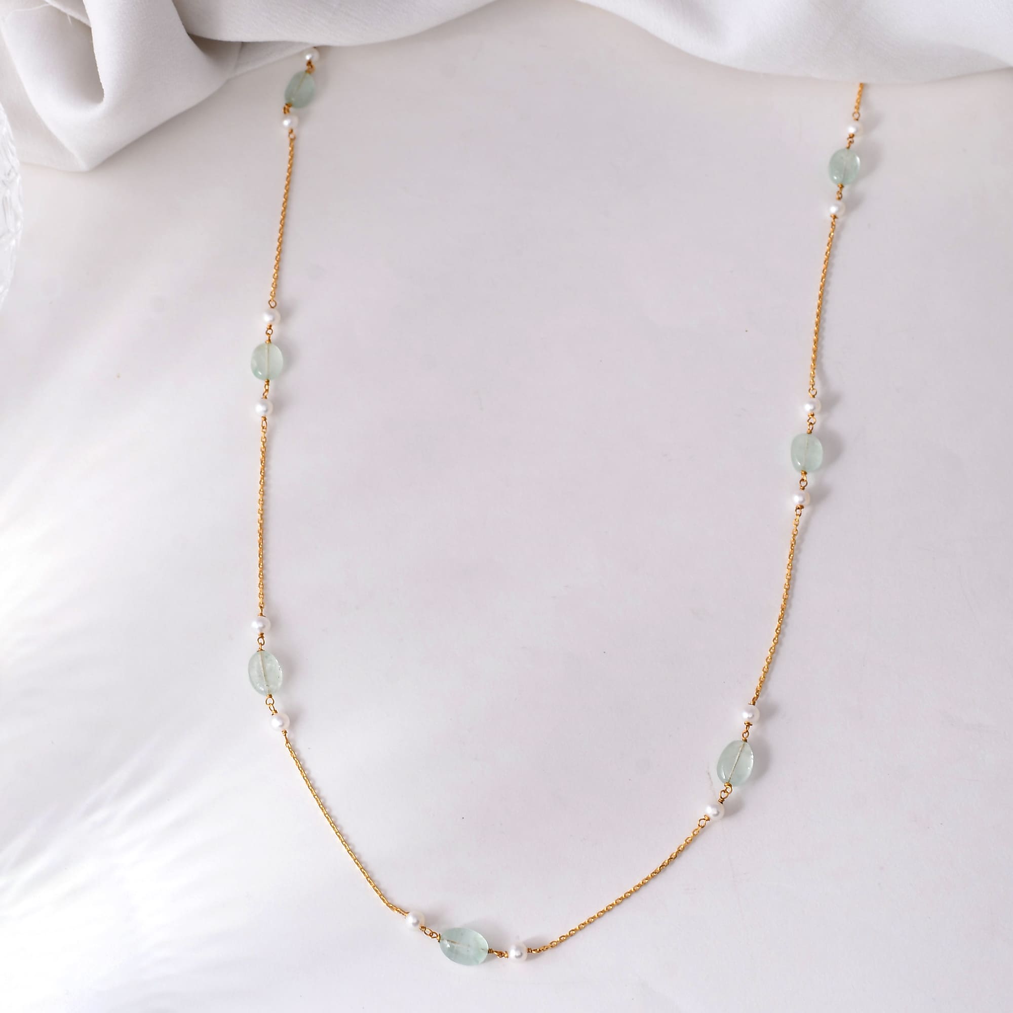 Russian Emerald Pearl Chain (22k Gold)