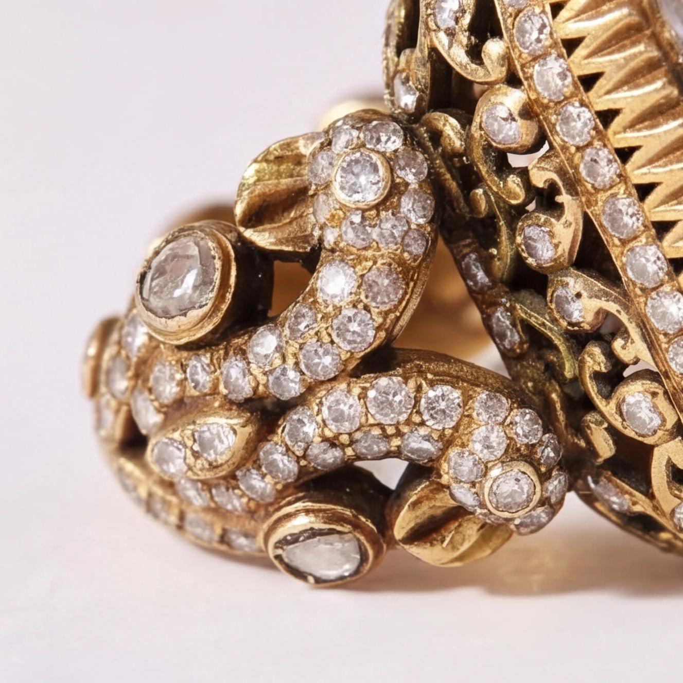 Kohinoor Emerald Ring